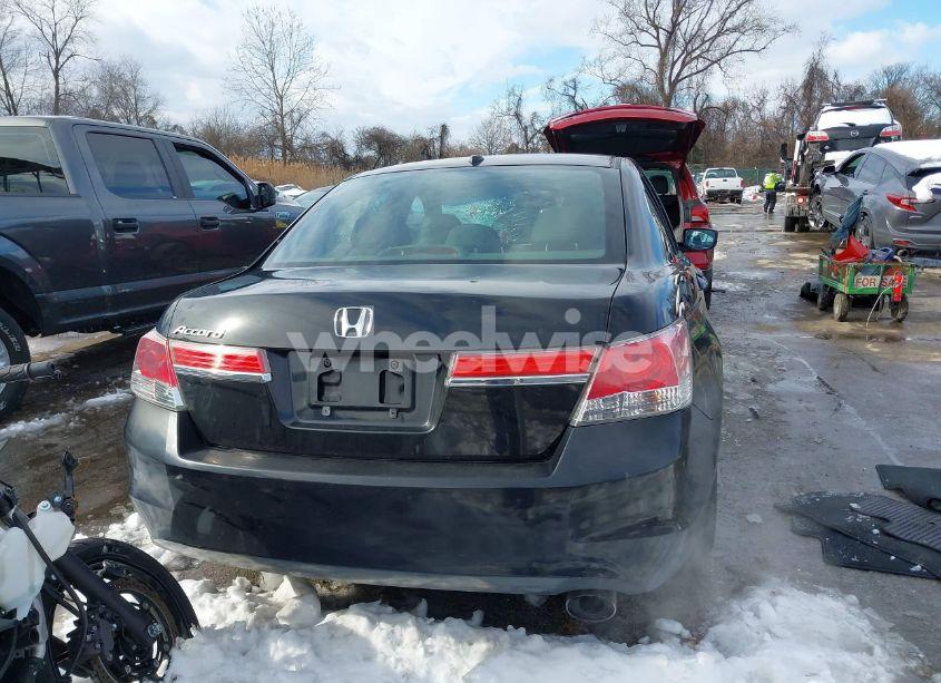 Photo 16 of 2011 Honda Accord 2.4 EX-L (VIN 1HGCP2F82BA126361)