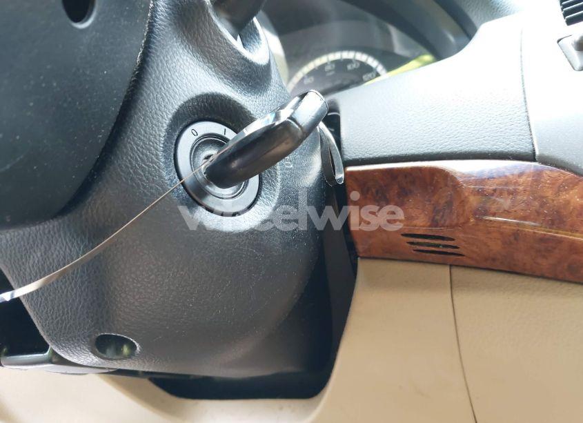 Photo 11 of 2012 Honda Accord 2.4 EX-L (VIN 1HGCP2F82CA098997)