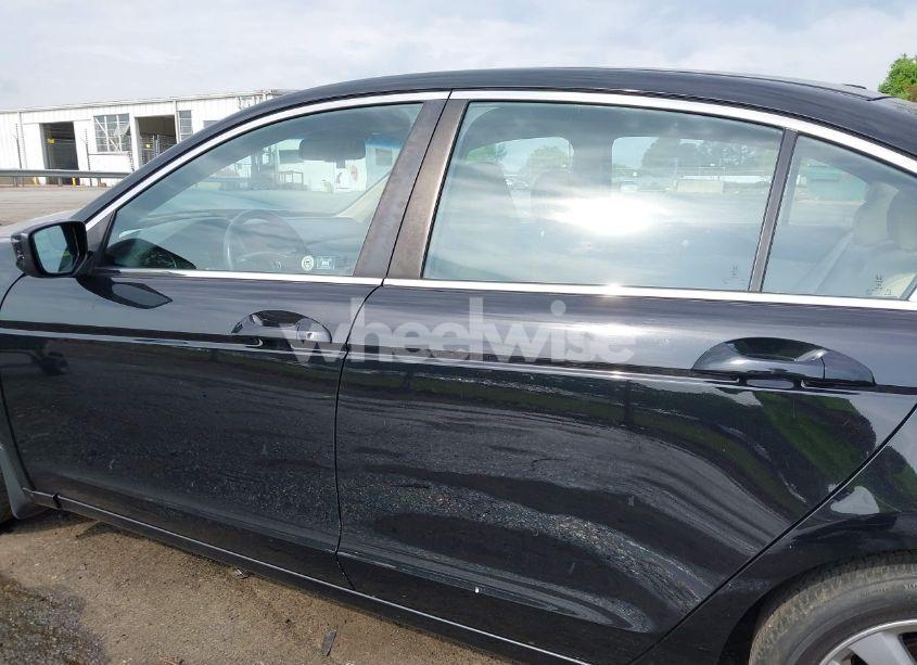 Photo 14 of 2012 Honda Accord 2.4 EX-L (VIN 1HGCP2F82CA098997)