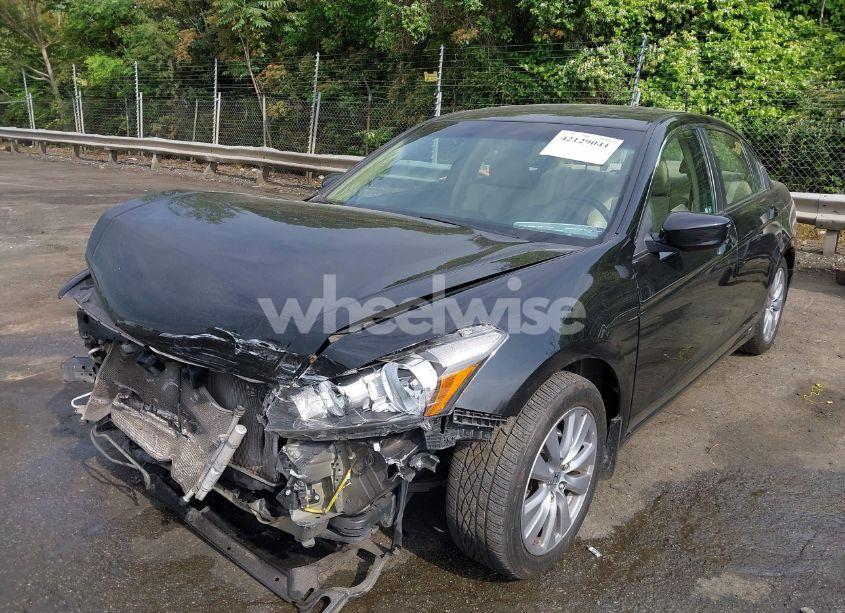 Photo 2 of 2012 Honda Accord 2.4 EX-L (VIN 1HGCP2F82CA098997)