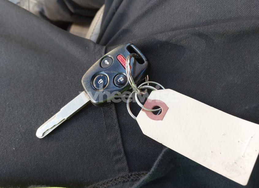 Photo 11 of 2012 Honda Accord 2.4 EX-L (VIN 1HGCP2F82CA185394)