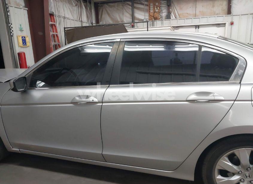 Photo 15 of 2010 Honda Accord 2.4 EX-L (VIN 1HGCP2F83AA092607)