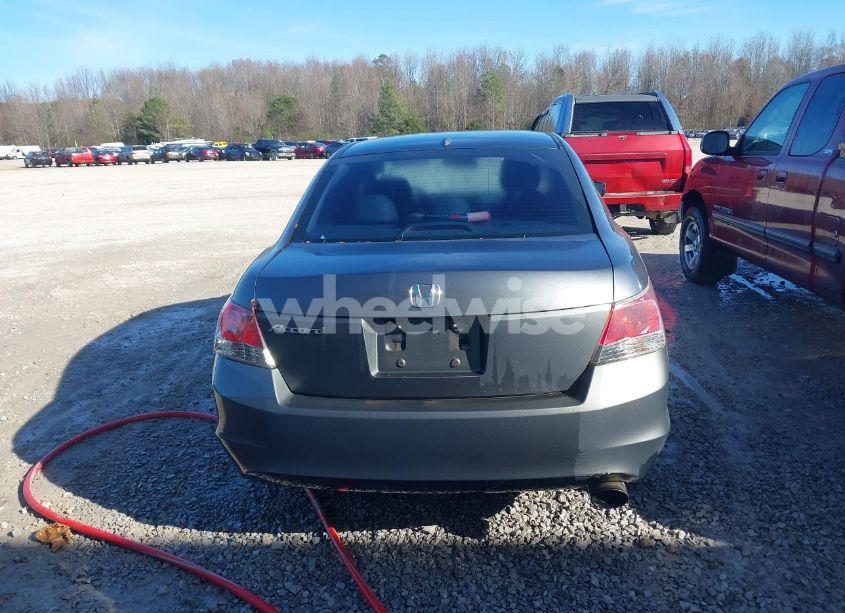 Photo 16 of 2010 Honda Accord 2.4 EX-L (VIN 1HGCP2F83AA128733)