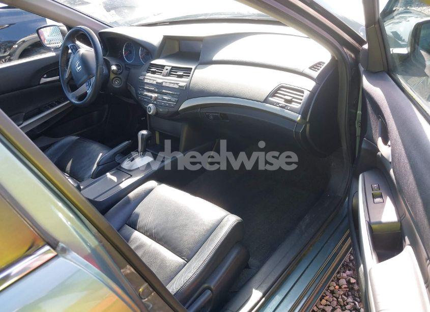 Photo 5 of 2010 Honda Accord 2.4 EX-L (VIN 1HGCP2F83AA148710)