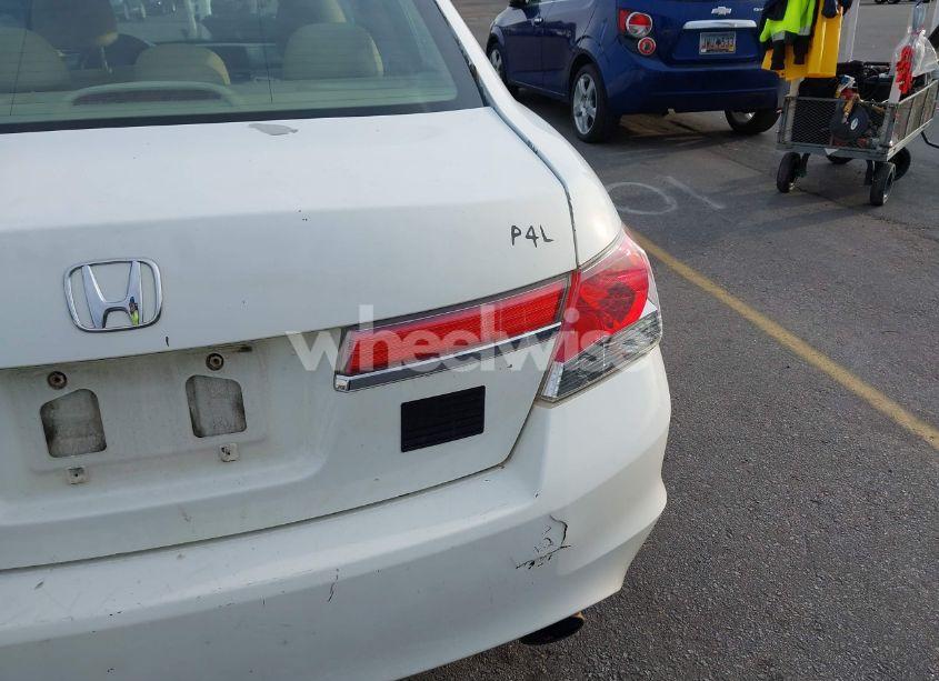 Photo 6 of 2011 Honda Accord 2.4 EX-L (VIN 1HGCP2F83BA003782)