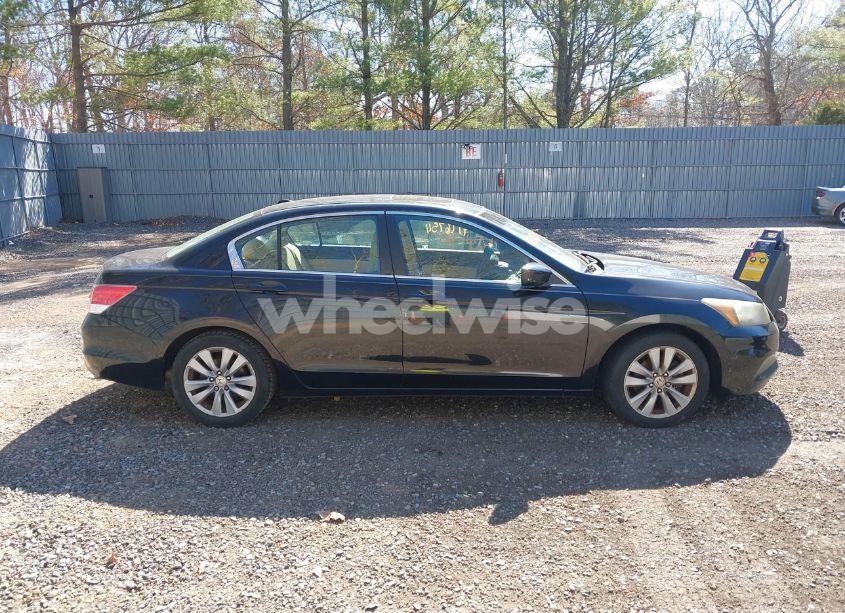 Photo 13 of 2011 Honda Accord 2.4 EX-L (VIN 1HGCP2F83BA006729)