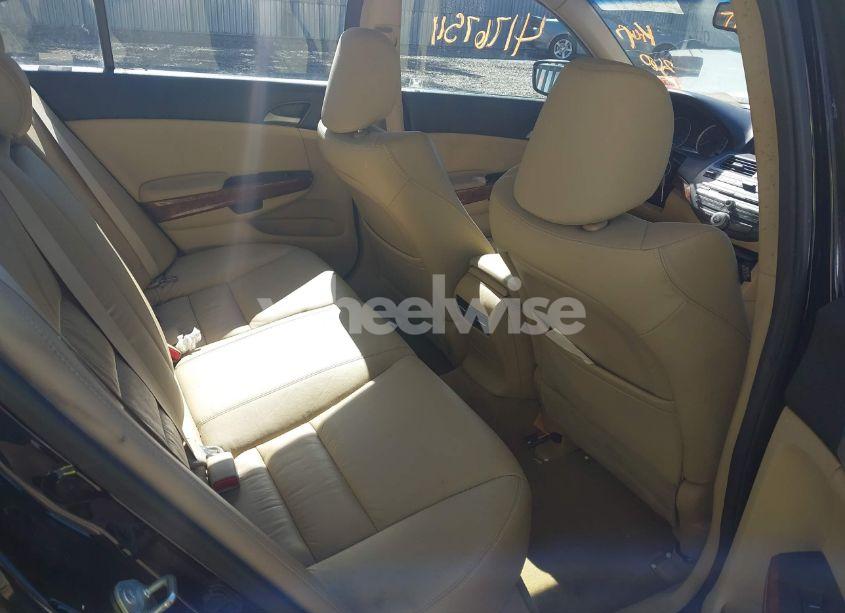 Photo 8 of 2011 Honda Accord 2.4 EX-L (VIN 1HGCP2F83BA006729)