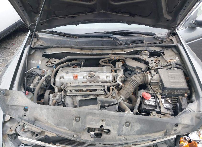 Photo 10 of 2011 Honda Accord 2.4 EX-L (VIN 1HGCP2F83BA013437)