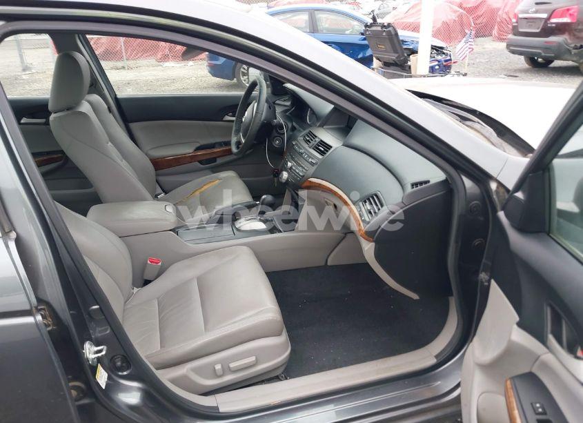 Photo 5 of 2011 Honda Accord 2.4 EX-L (VIN 1HGCP2F83BA013437)