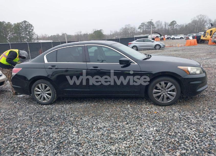 Photo 13 of 2011 Honda Accord 2.4 EX-L (VIN 1HGCP2F83BA017858)