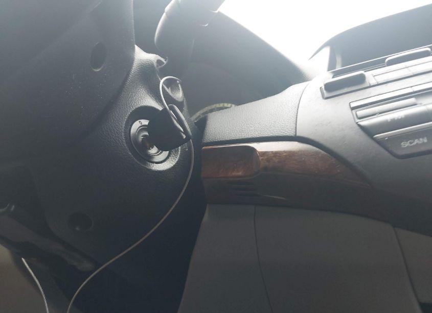 Photo 11 of 2011 Honda Accord 2.4 EX-L (VIN 1HGCP2F83BA044753)