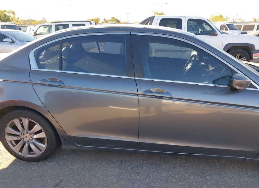 Photo 13 of 2011 Honda Accord 2.4 EX-L (VIN 1HGCP2F83BA044753)