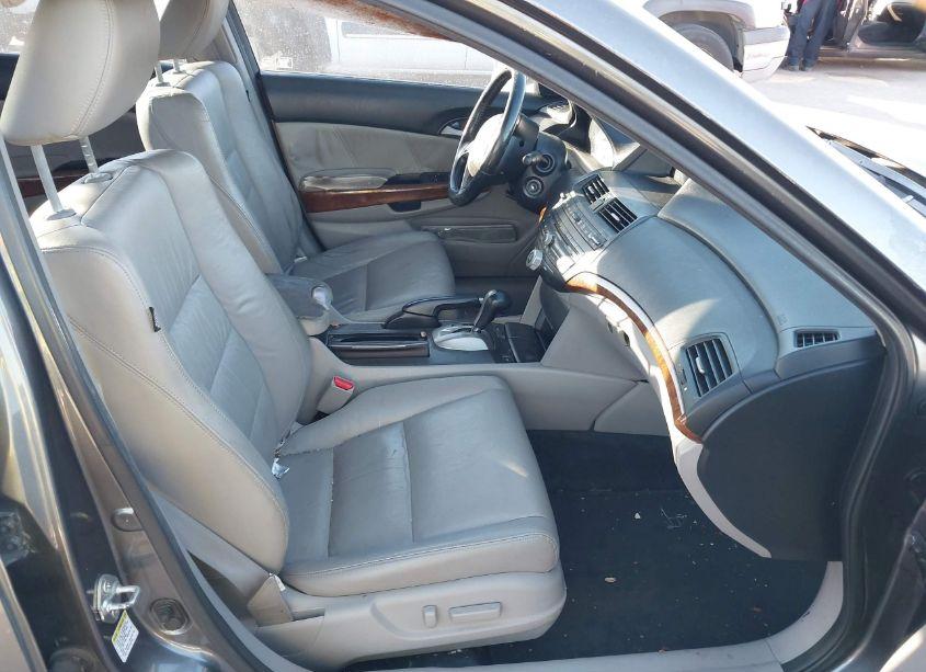 Photo 5 of 2011 Honda Accord 2.4 EX-L (VIN 1HGCP2F83BA044753)