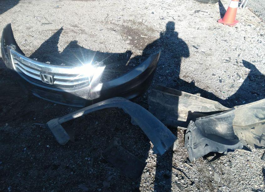 Photo 12 of 2011 Honda Accord 2.4 EX-L (VIN 1HGCP2F83BA080958)