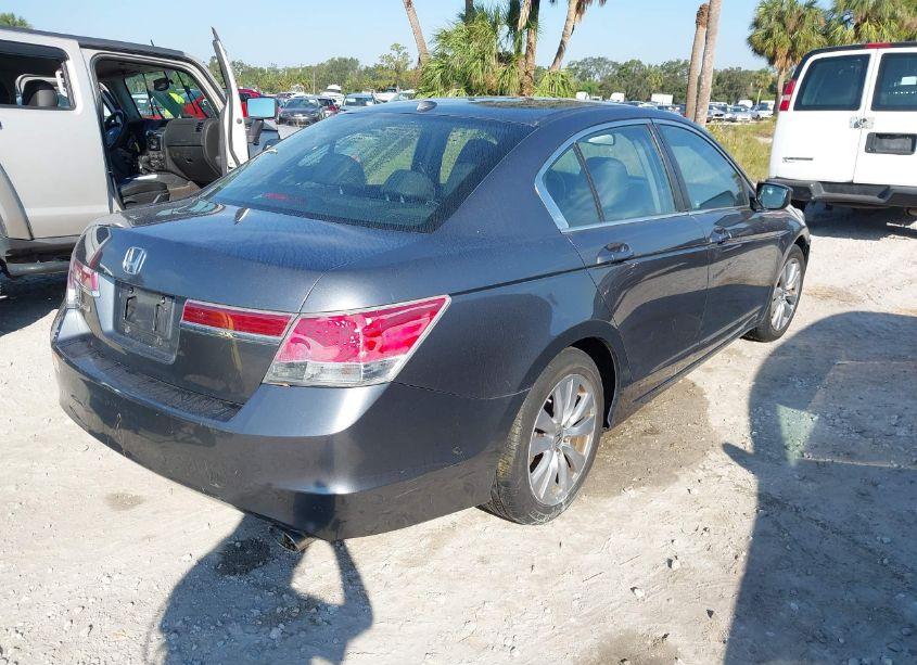Photo 4 of 2011 Honda Accord 2.4 EX-L (VIN 1HGCP2F83BA107401)