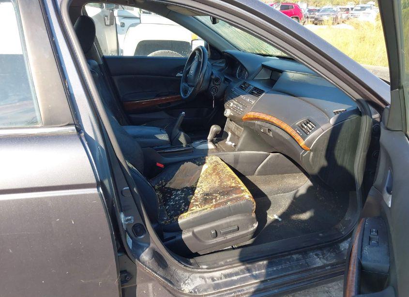 Photo 5 of 2011 Honda Accord 2.4 EX-L (VIN 1HGCP2F83BA107401)