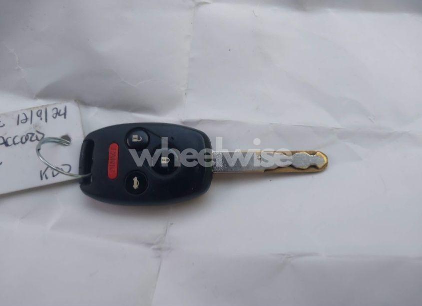 Photo 11 of 2011 Honda Accord 2.4 EX-L (VIN 1HGCP2F83BA113893)