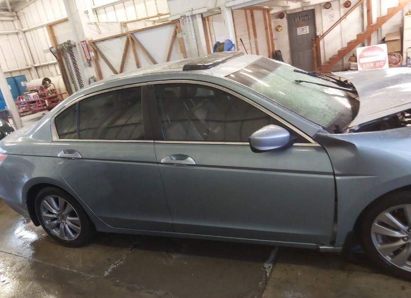 Photo 13 of 2011 Honda Accord 2.4 EX-L (VIN 1HGCP2F83BA120682)