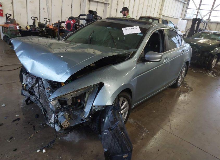 Photo 2 of 2011 Honda Accord 2.4 EX-L (VIN 1HGCP2F83BA120682)