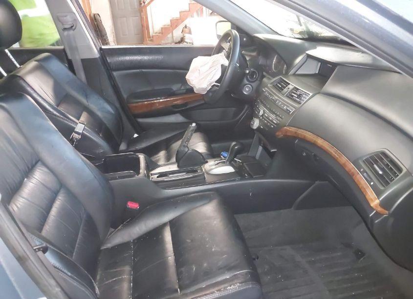 Photo 5 of 2011 Honda Accord 2.4 EX-L (VIN 1HGCP2F83BA120682)