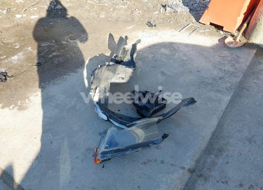 Photo 12 of 2011 Honda Accord 2.4 EX-L (VIN 1HGCP2F83BA121640)