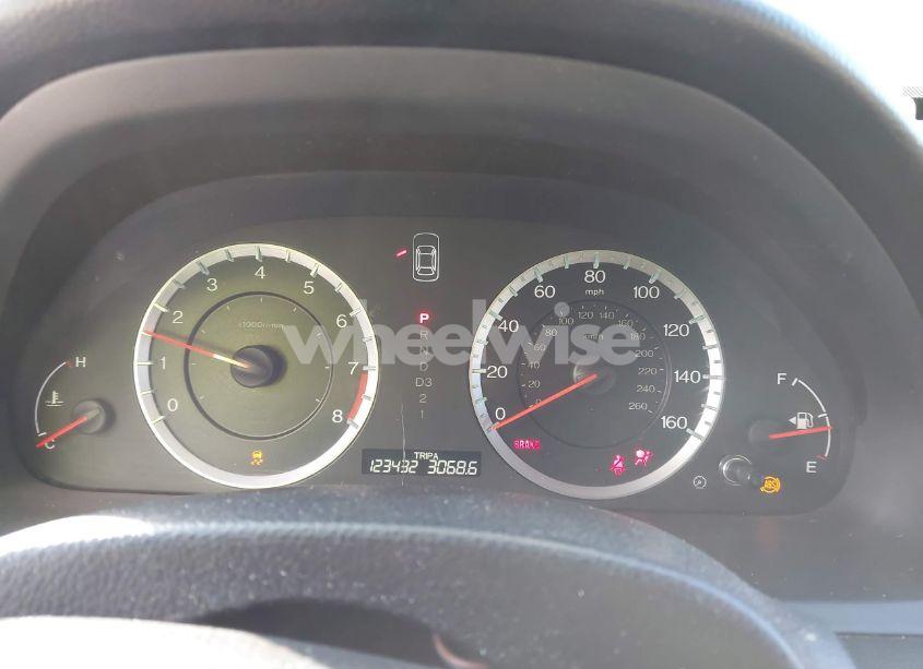 Photo 7 of 2011 Honda Accord 2.4 EX-L (VIN 1HGCP2F83BA121640)