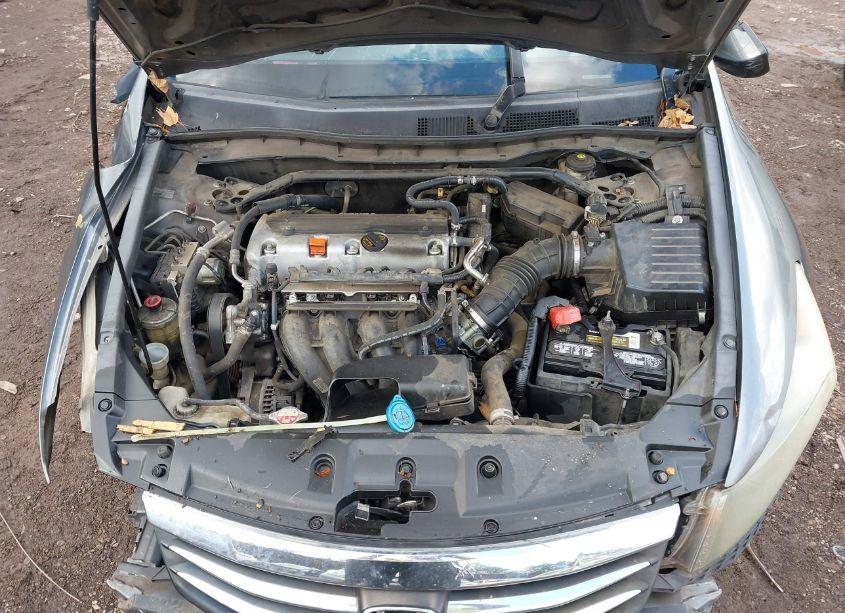 Photo 10 of 2011 Honda Accord 2.4 EX-L (VIN 1HGCP2F83BA150524)