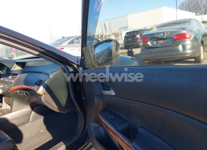 Photo 5 of 2012 Honda Accord 2.4 EX-L (VIN 1HGCP2F83CA051784)