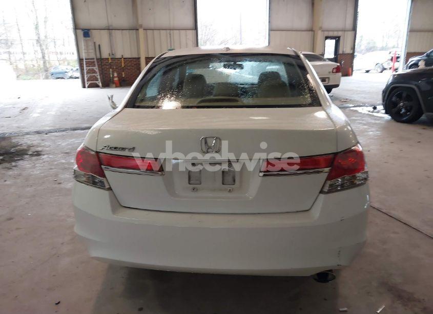 Photo 16 of 2012 Honda Accord 2.4 EX-L (VIN 1HGCP2F83CA094439)