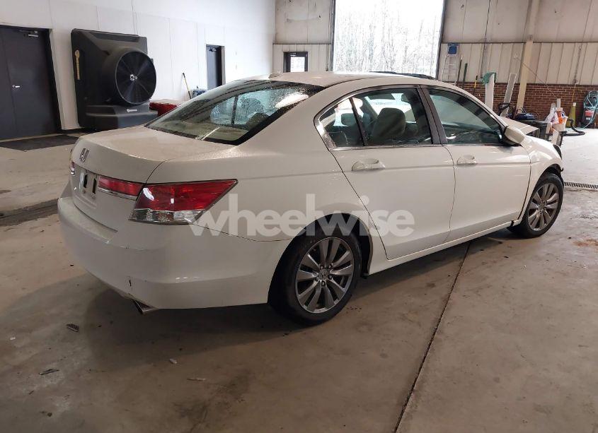 Photo 4 of 2012 Honda Accord 2.4 EX-L (VIN 1HGCP2F83CA094439)