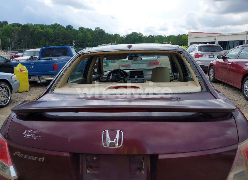 Photo 13 of 2010 Honda Accord 2.4 EX-L (VIN 1HGCP2F84AA024462)