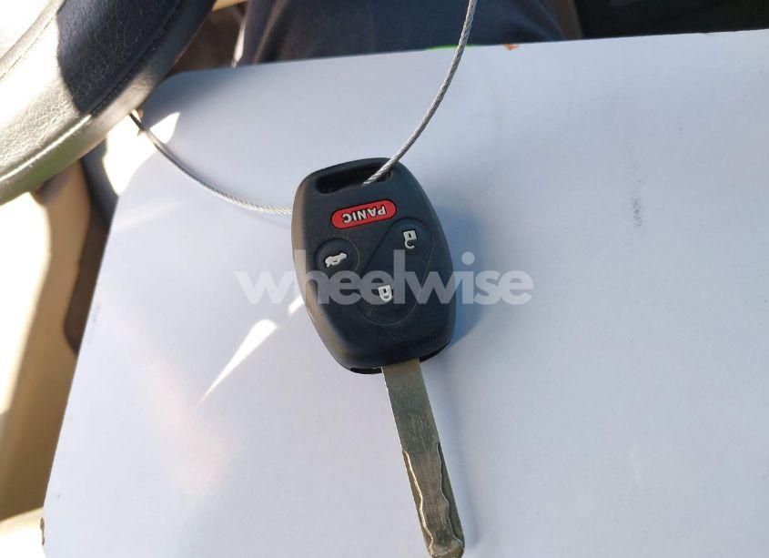 Photo 11 of 2010 Honda Accord 2.4 EX-L (VIN 1HGCP2F84AA024686)