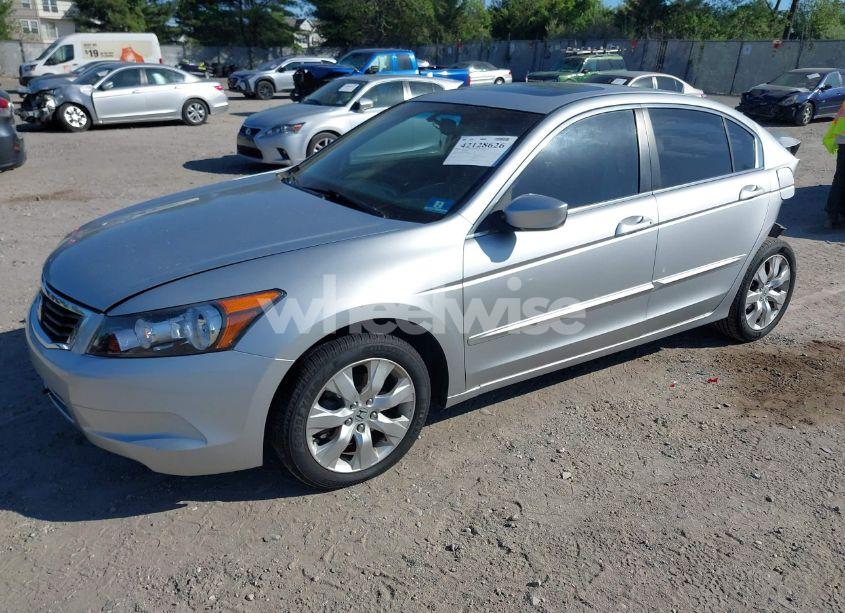 Photo 2 of 2010 Honda Accord 2.4 EX-L (VIN 1HGCP2F84AA024686)