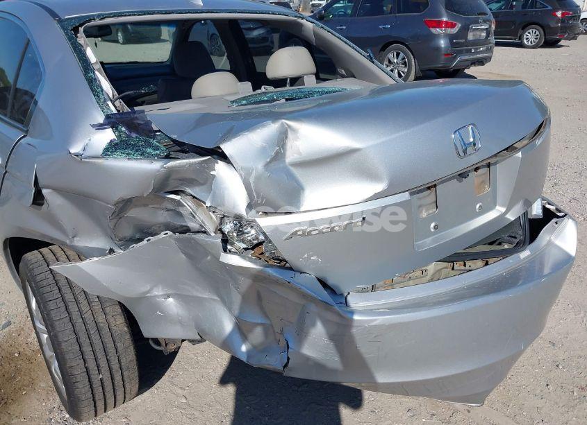 Photo 6 of 2010 Honda Accord 2.4 EX-L (VIN 1HGCP2F84AA024686)