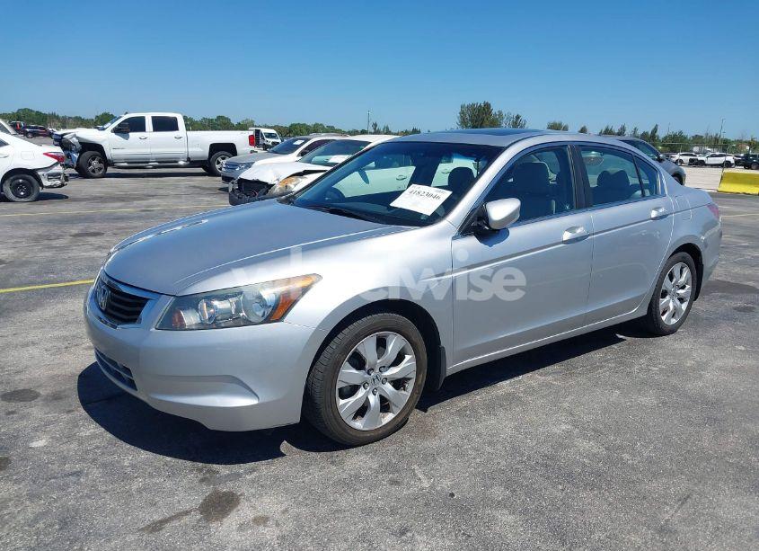 Photo 2 of 2010 Honda Accord 2.4 EX-L (VIN 1HGCP2F84AA024946)