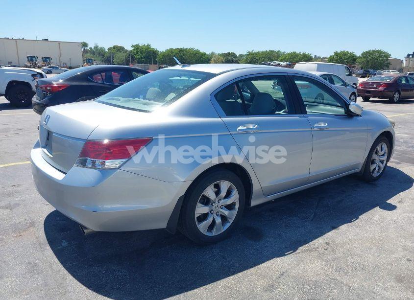 Photo 4 of 2010 Honda Accord 2.4 EX-L (VIN 1HGCP2F84AA024946)