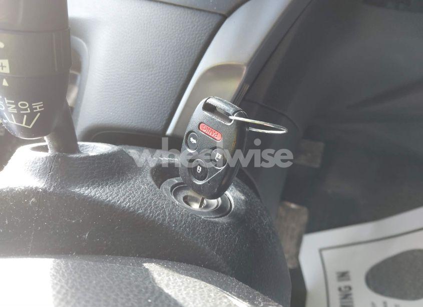 Photo 11 of 2010 Honda Accord 2.4 EX-L (VIN 1HGCP2F84AA028737)