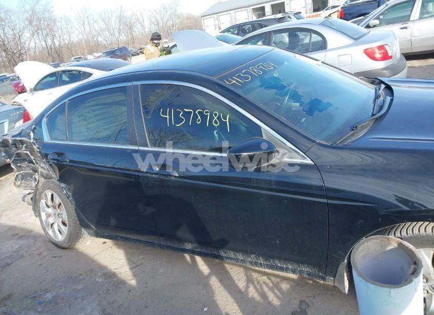 Photo 13 of 2010 Honda Accord 2.4 EX-L (VIN 1HGCP2F84AA028737)