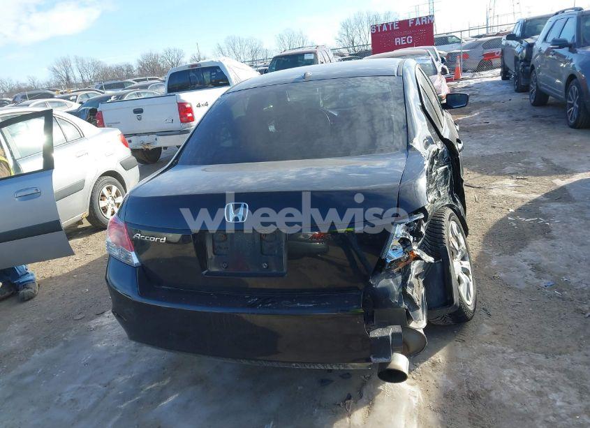 Photo 16 of 2010 Honda Accord 2.4 EX-L (VIN 1HGCP2F84AA028737)