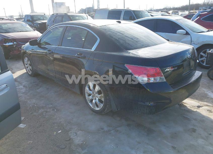 Photo 3 of 2010 Honda Accord 2.4 EX-L (VIN 1HGCP2F84AA028737)