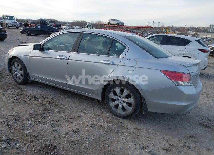 Photo 3 of 2010 Honda Accord 2.4 EX-L (VIN 1HGCP2F84AA037549)