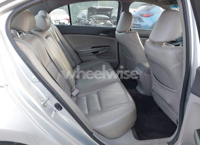 Photo 8 of 2010 Honda Accord 2.4 EX-L (VIN 1HGCP2F84AA037549)