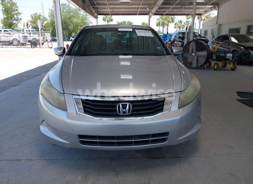 Photo 12 of 2010 Honda Accord 2.4 EX-L (VIN 1HGCP2F84AA134900)