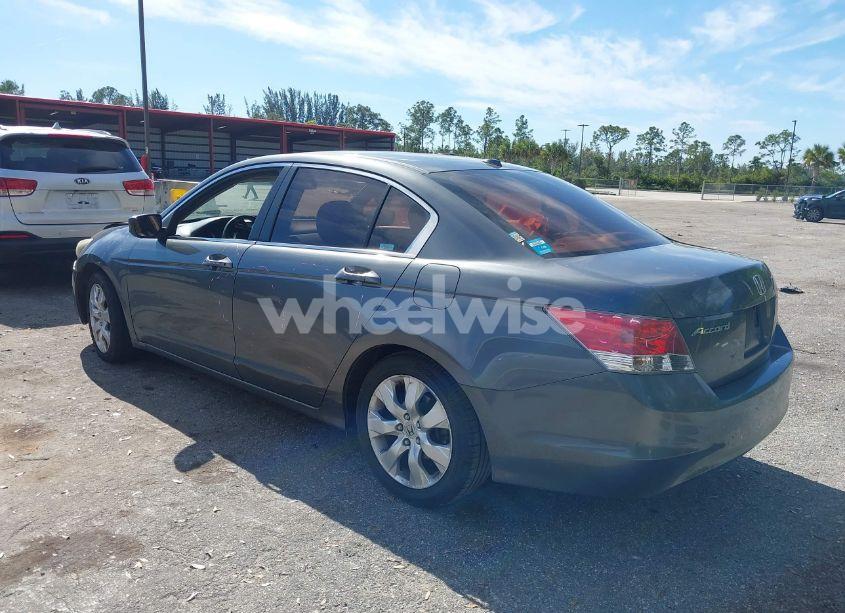 Photo 3 of 2010 Honda Accord 2.4 EX-L (VIN 1HGCP2F84AA171798)