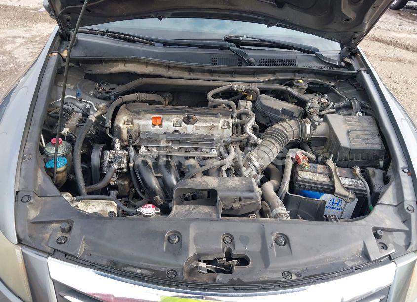 Photo 10 of 2011 Honda Accord 2.4 EX-L (VIN 1HGCP2F84BA032496)