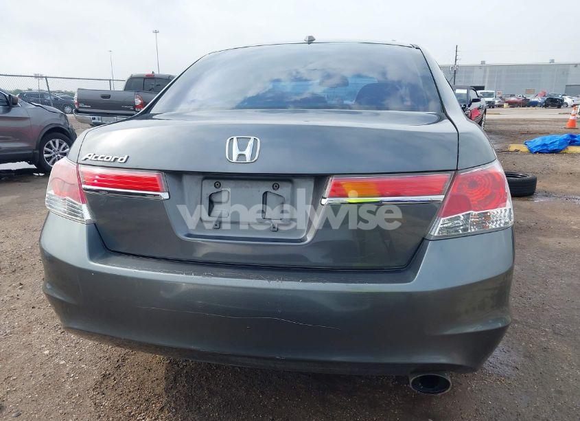 Photo 16 of 2011 Honda Accord 2.4 EX-L (VIN 1HGCP2F84BA032496)