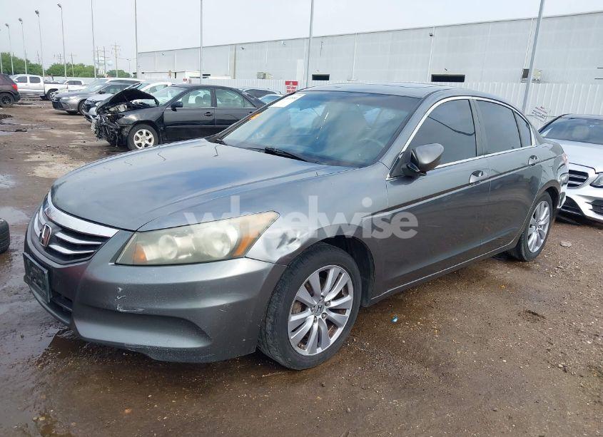 Photo 2 of 2011 Honda Accord 2.4 EX-L (VIN 1HGCP2F84BA032496)