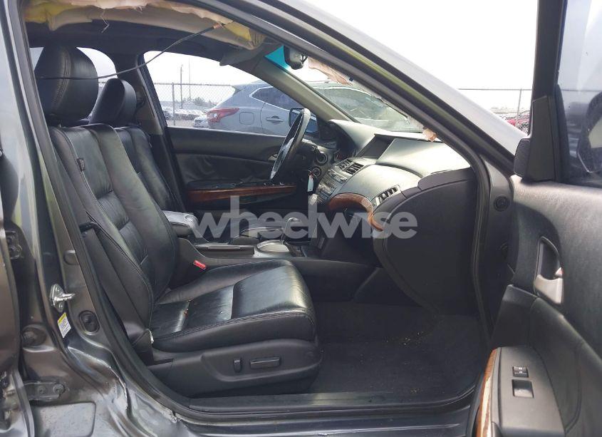 Photo 5 of 2011 Honda Accord 2.4 EX-L (VIN 1HGCP2F84BA032496)