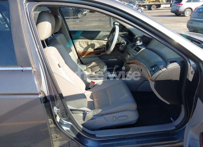 Photo 5 of 2011 Honda Accord 2.4 EX-L (VIN 1HGCP2F84BA034409)