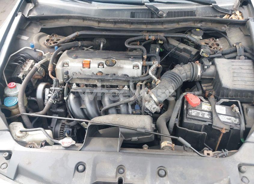 Photo 10 of 2011 Honda Accord 2.4 EX-L (VIN 1HGCP2F84BA054627)
